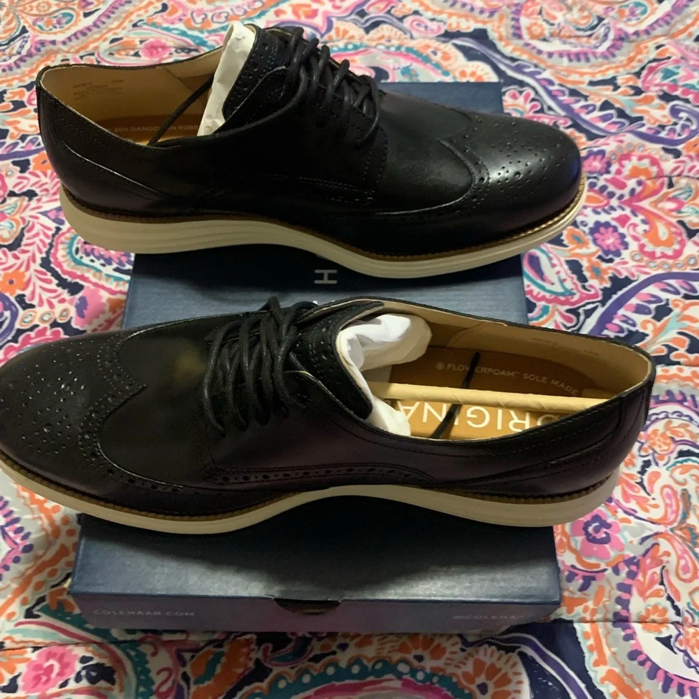 Cole Haan grand tour the fusion of style and engineering for enhanced comfort. - Picture 2 of 10